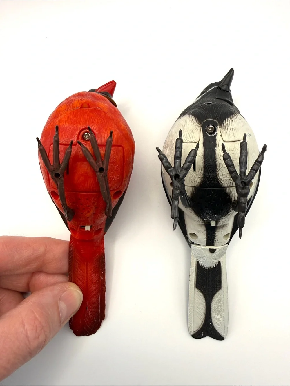 Set of 2 Collectible Vtg Takara 2004 Breezy Singers Motion-Activated Bird Toys